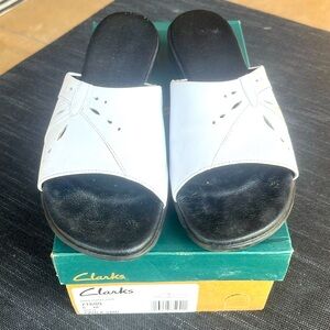 Clarks Paula SMU Leather Sandal white Size 8M
